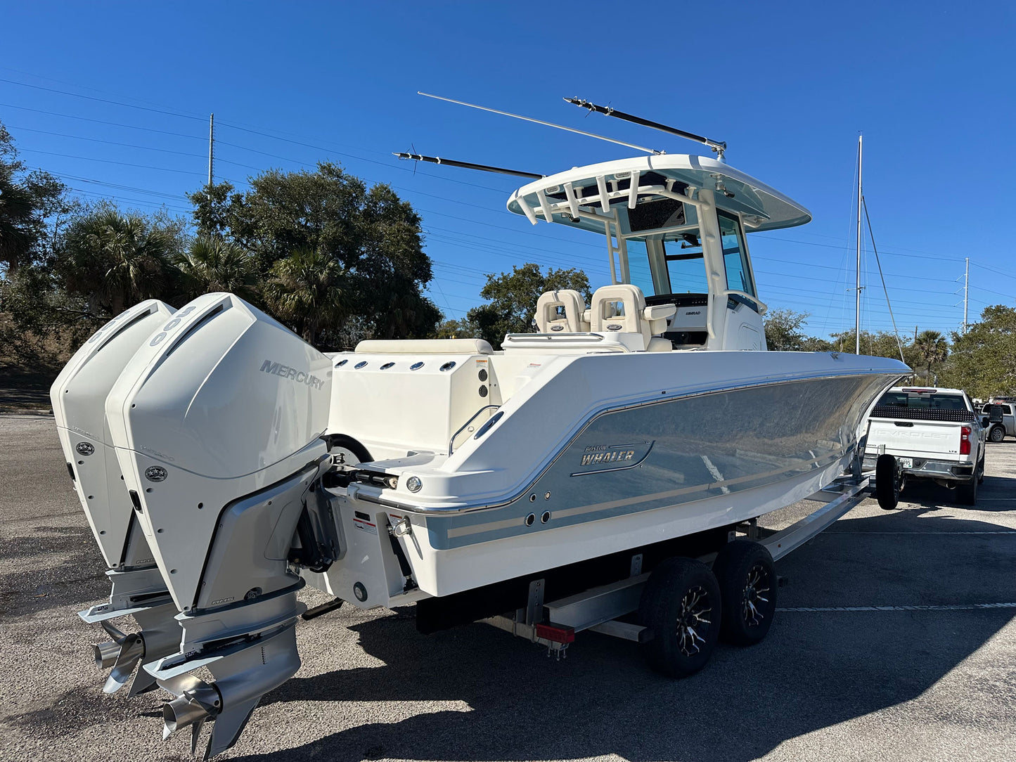 2023 Boston Whaler 280 Outrage