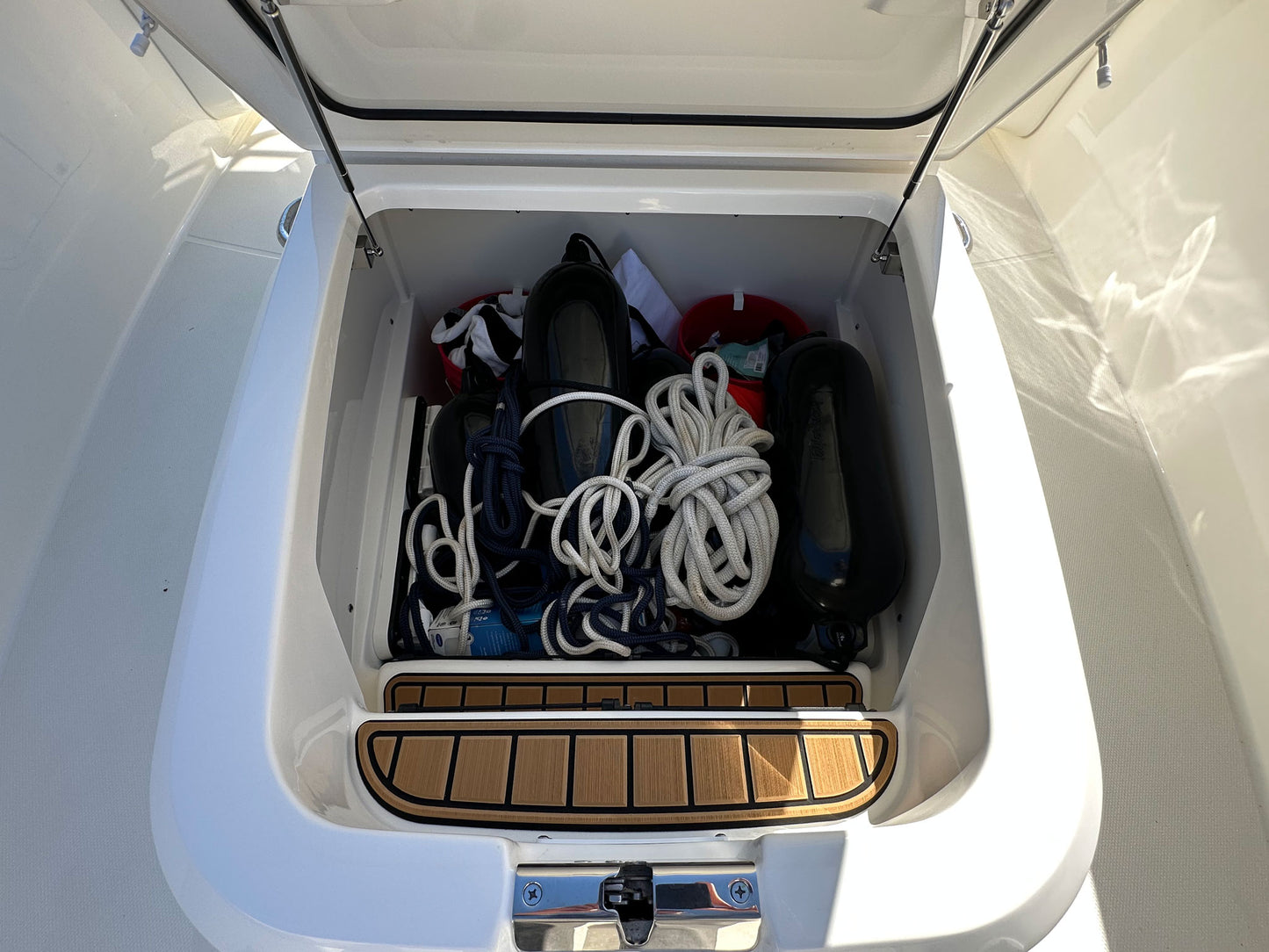 2023 Boston Whaler 280 Outrage
