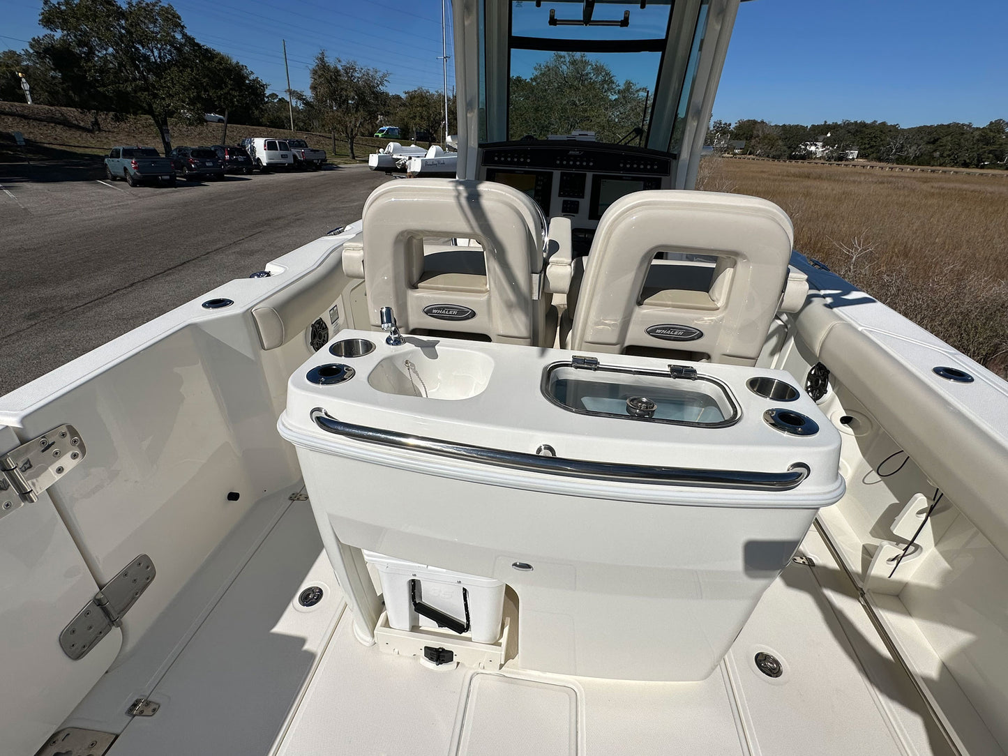 2023 Boston Whaler 280 Outrage