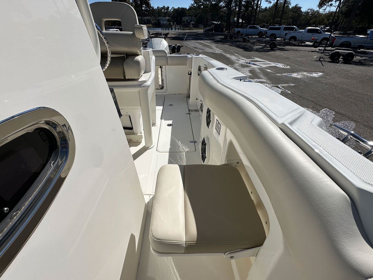 2023 Boston Whaler 280 Outrage