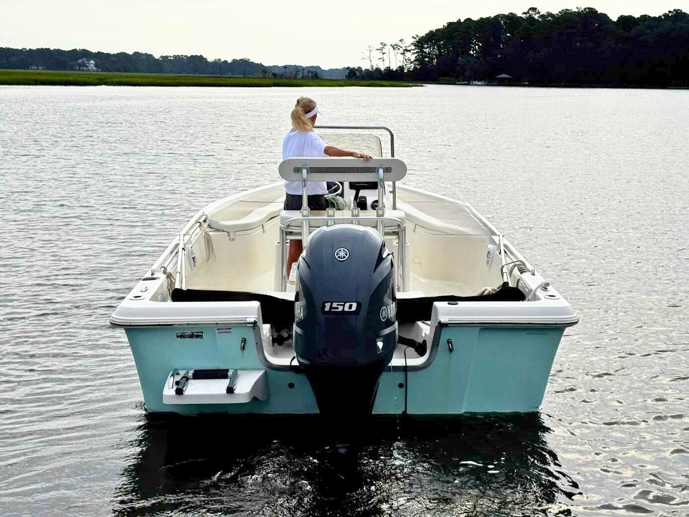 2021 Bulls Bay 2200 Bay