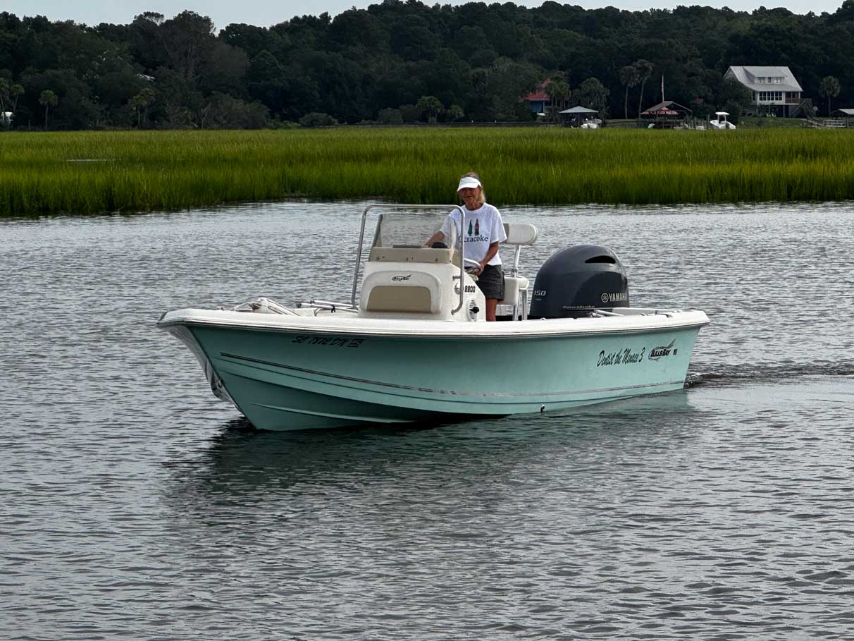 2021 Bulls Bay 2200 Bay