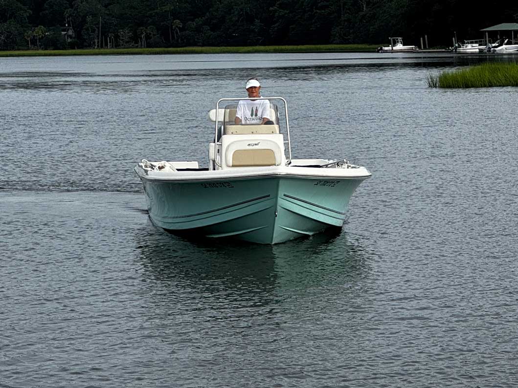 2021 Bulls Bay 2200 Bay