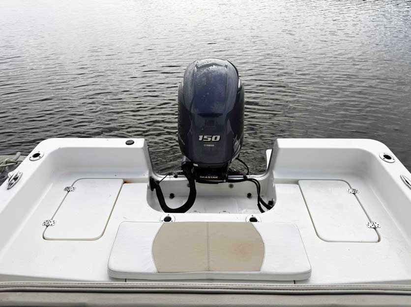 2021 Bulls Bay 2200 Bay