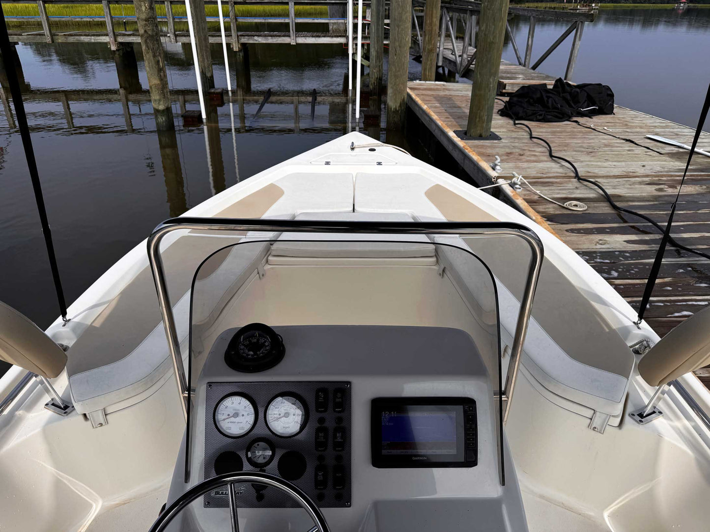 2021 Bulls Bay 2200 Bay