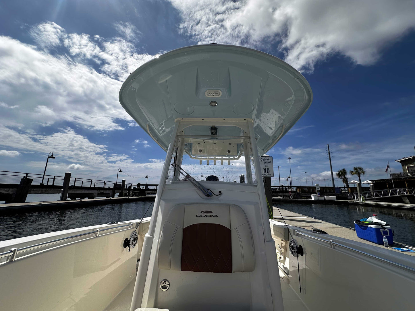 2023 Cobia 280CC