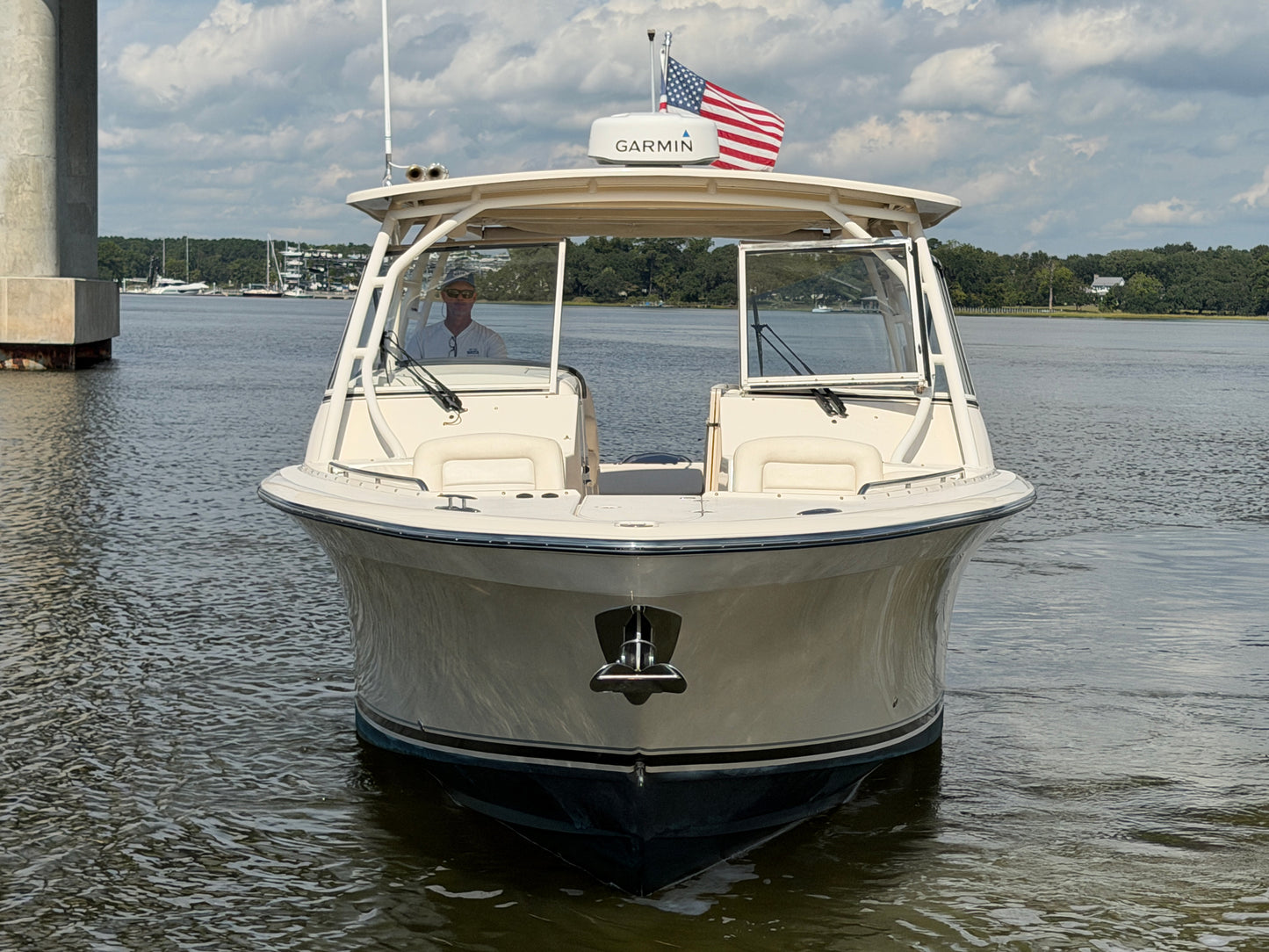 2017 Grady-White Freedom 335
