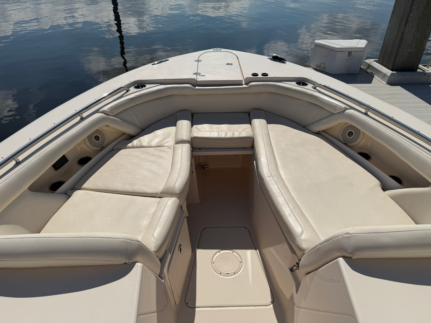 2017 Grady-White Freedom 335