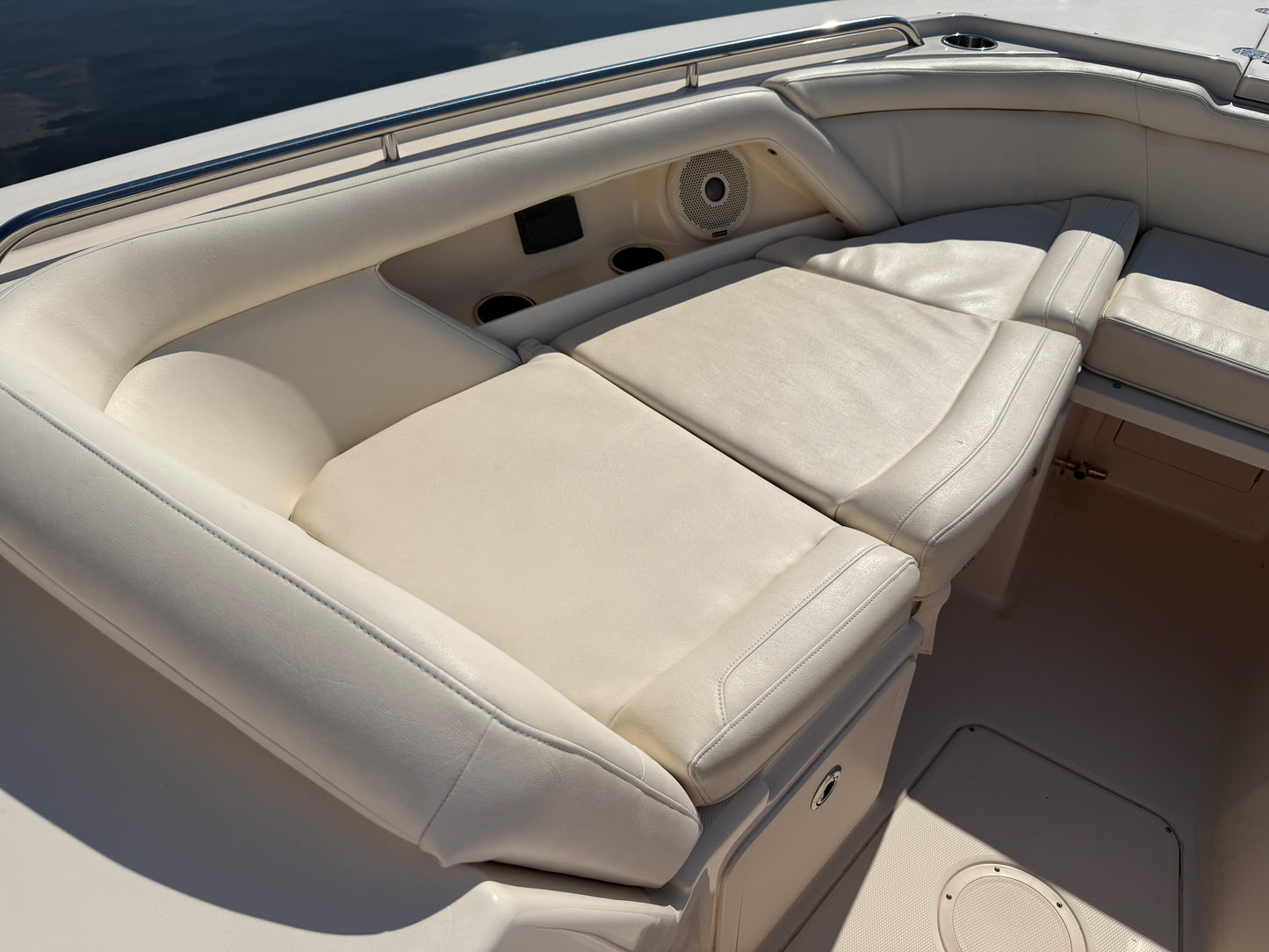 2017 Grady-White Freedom 335