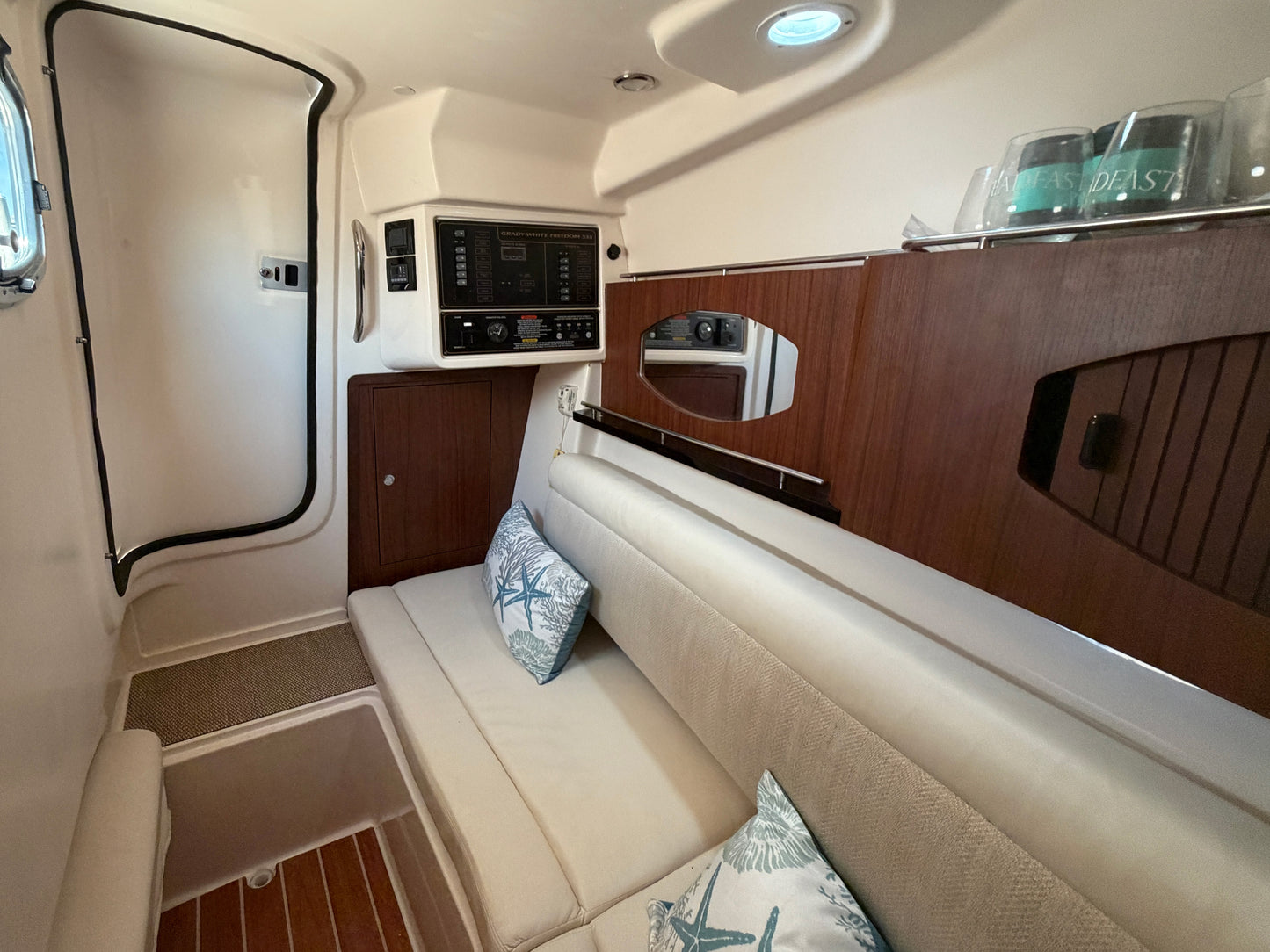 2017 Grady-White Freedom 335