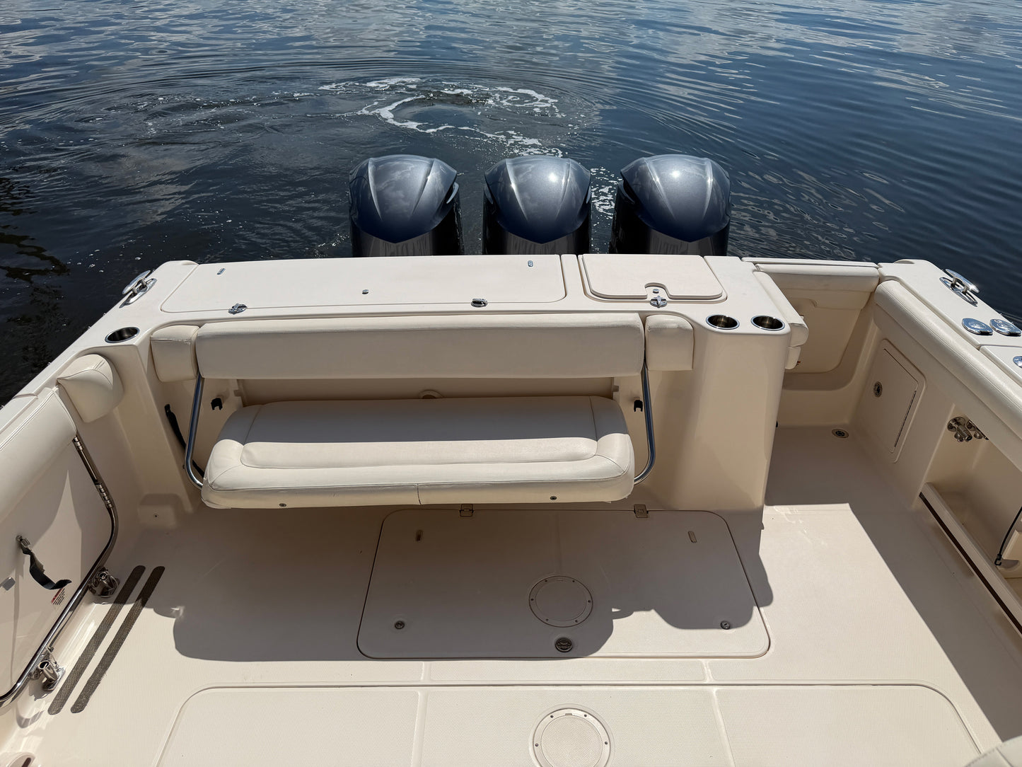 2017 Grady-White Freedom 335