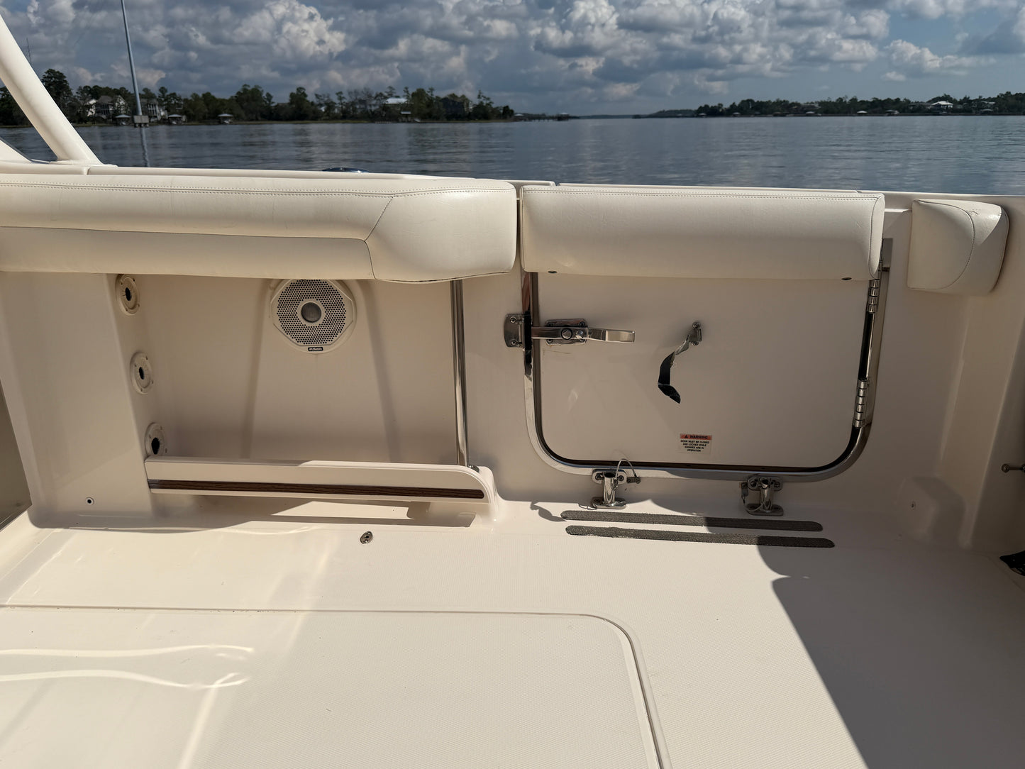 2017 Grady-White Freedom 335