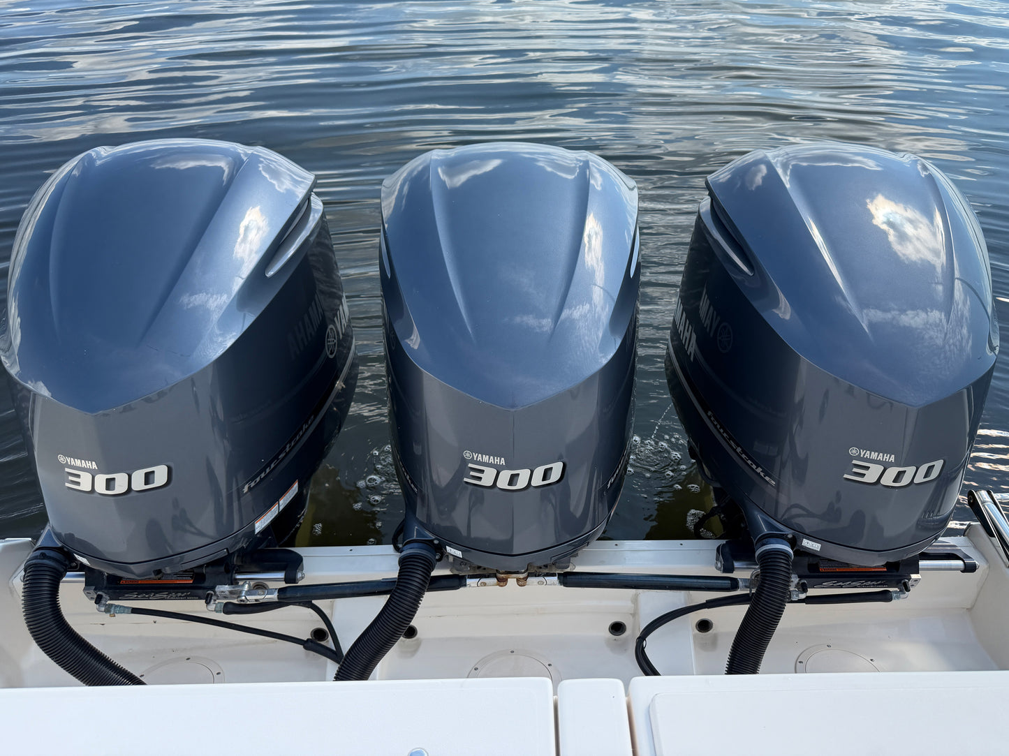 2017 Grady-White Freedom 335