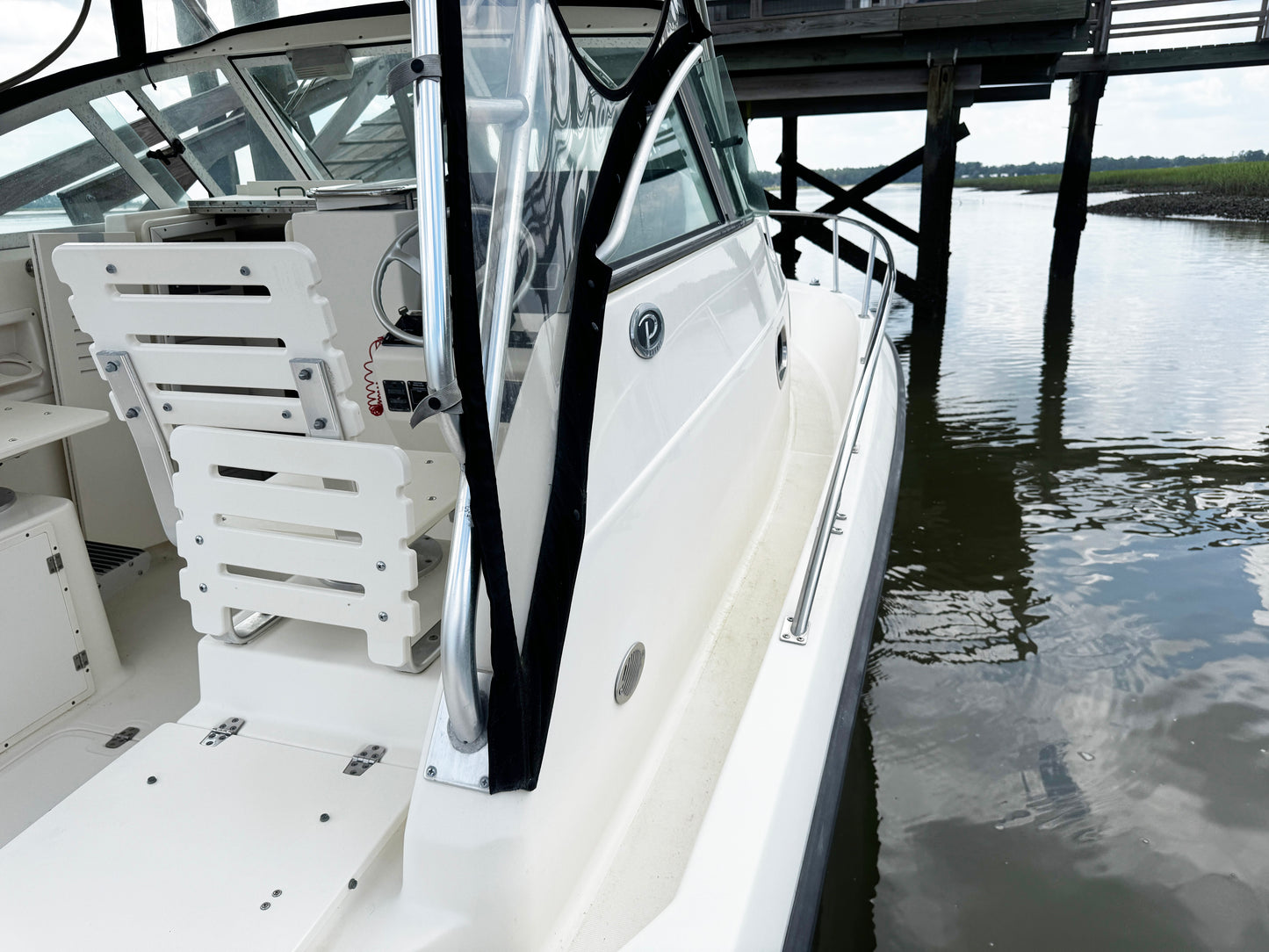 2005 Pursuit 2870 Walkaround
