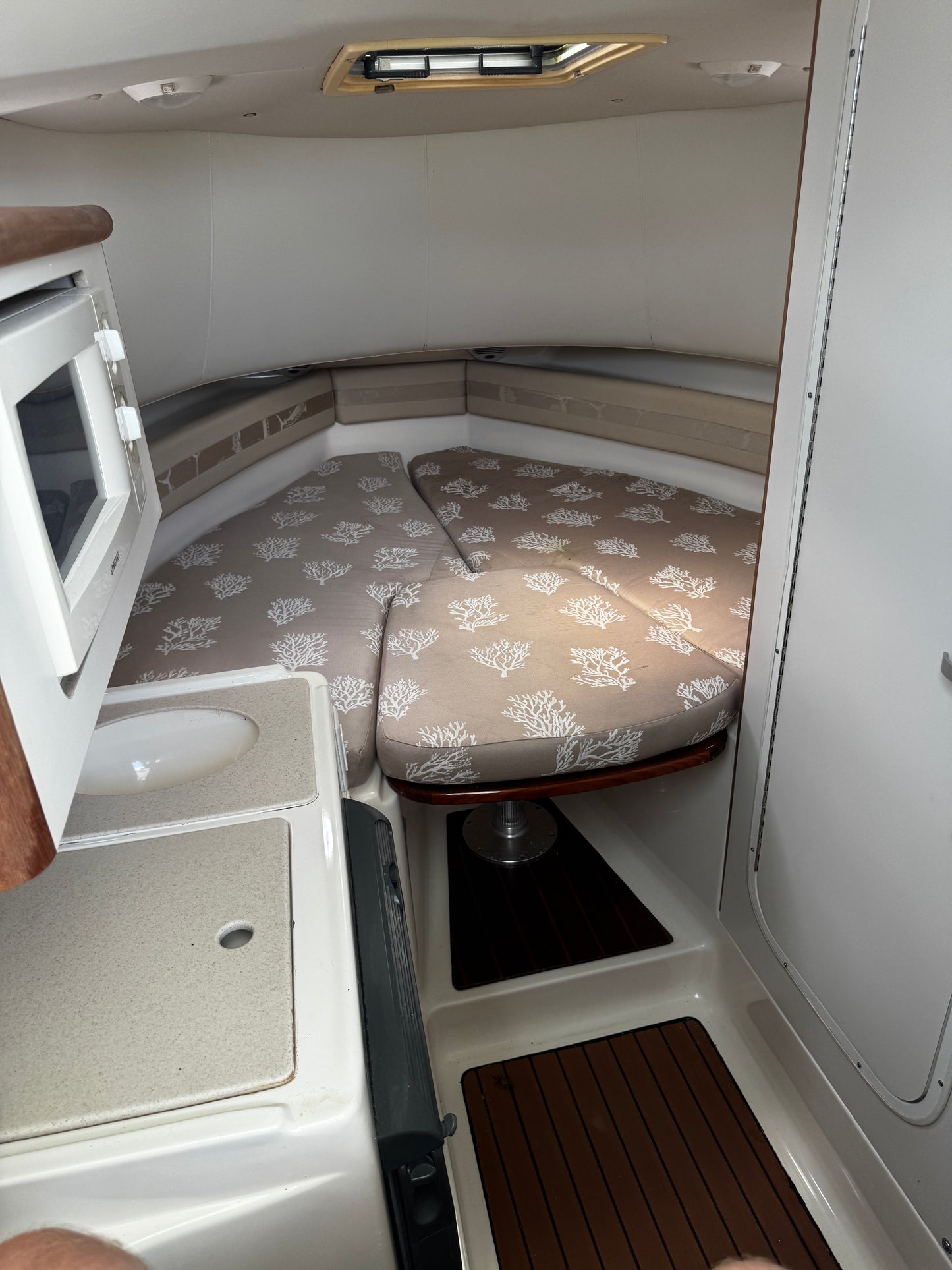 2005 Pursuit 2870 Walkaround