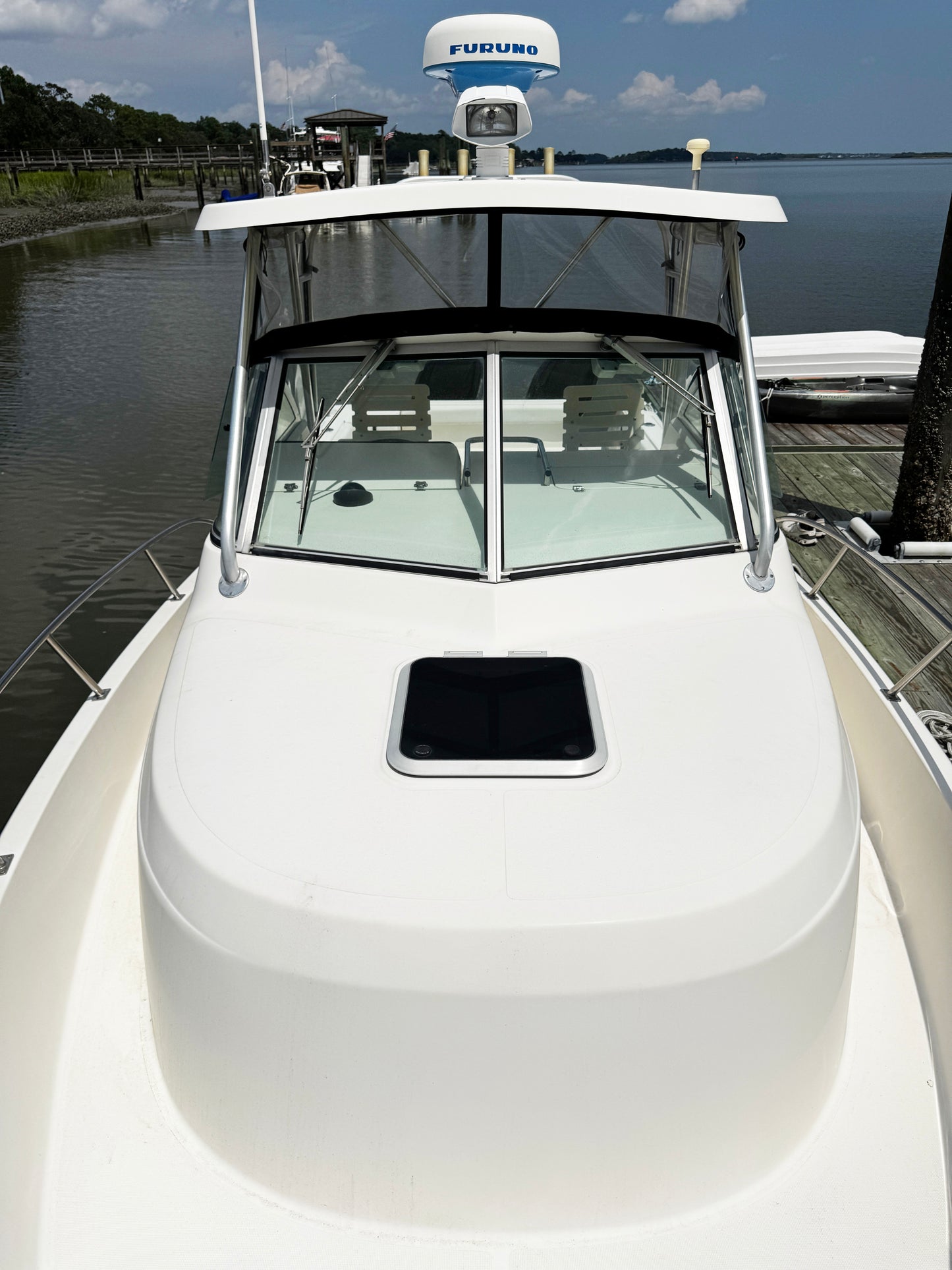 2005 Pursuit 2870 Walkaround