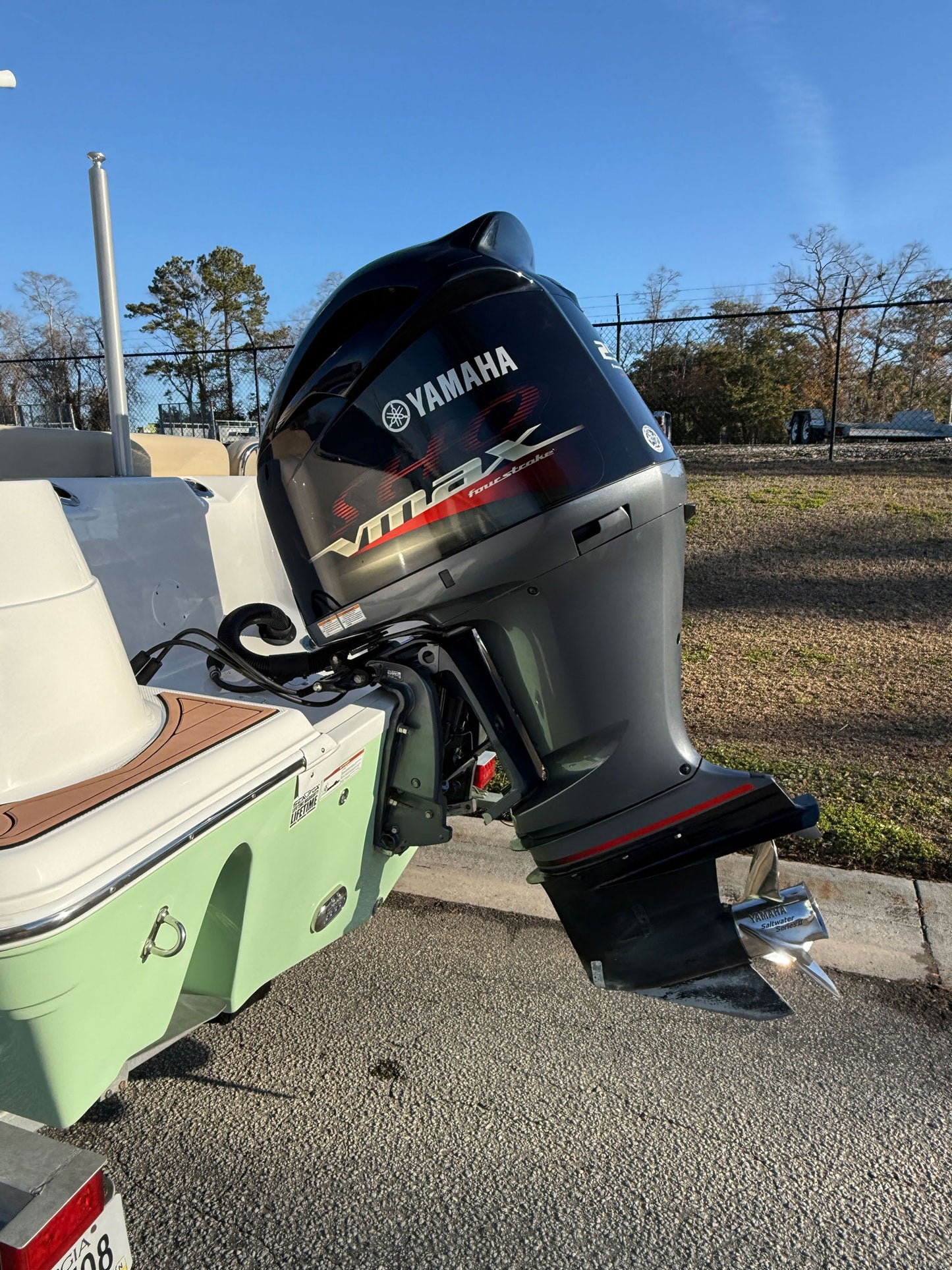 2017 Sea Fox 246 Commander