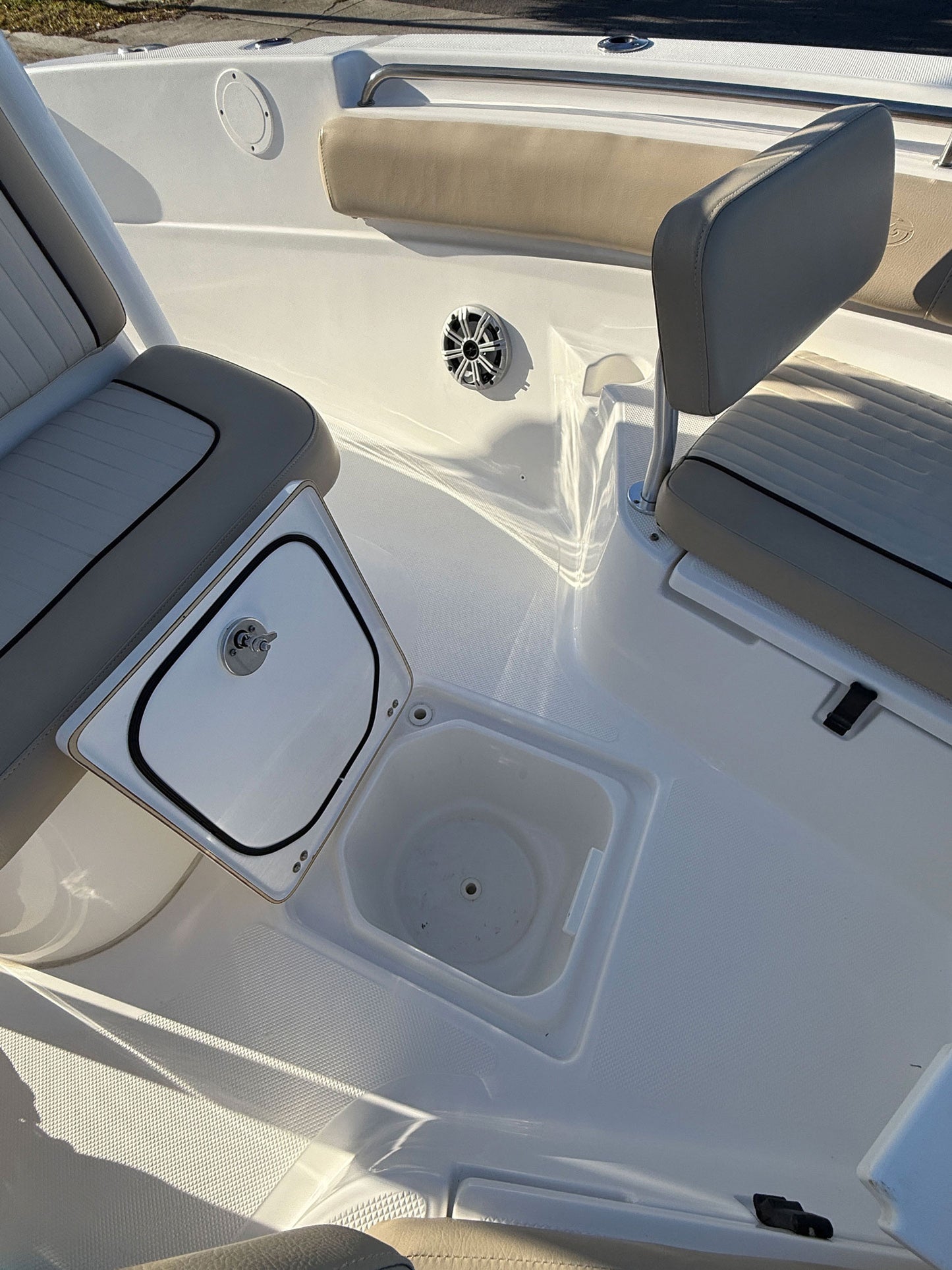 2017 Sea Fox 246 Commander