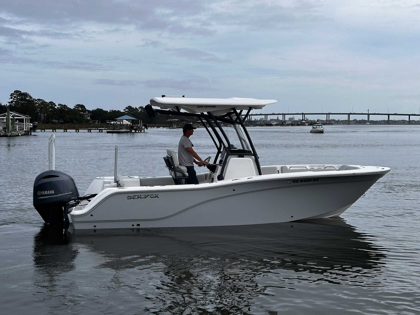 2021 Sea Fox 228 Commander
