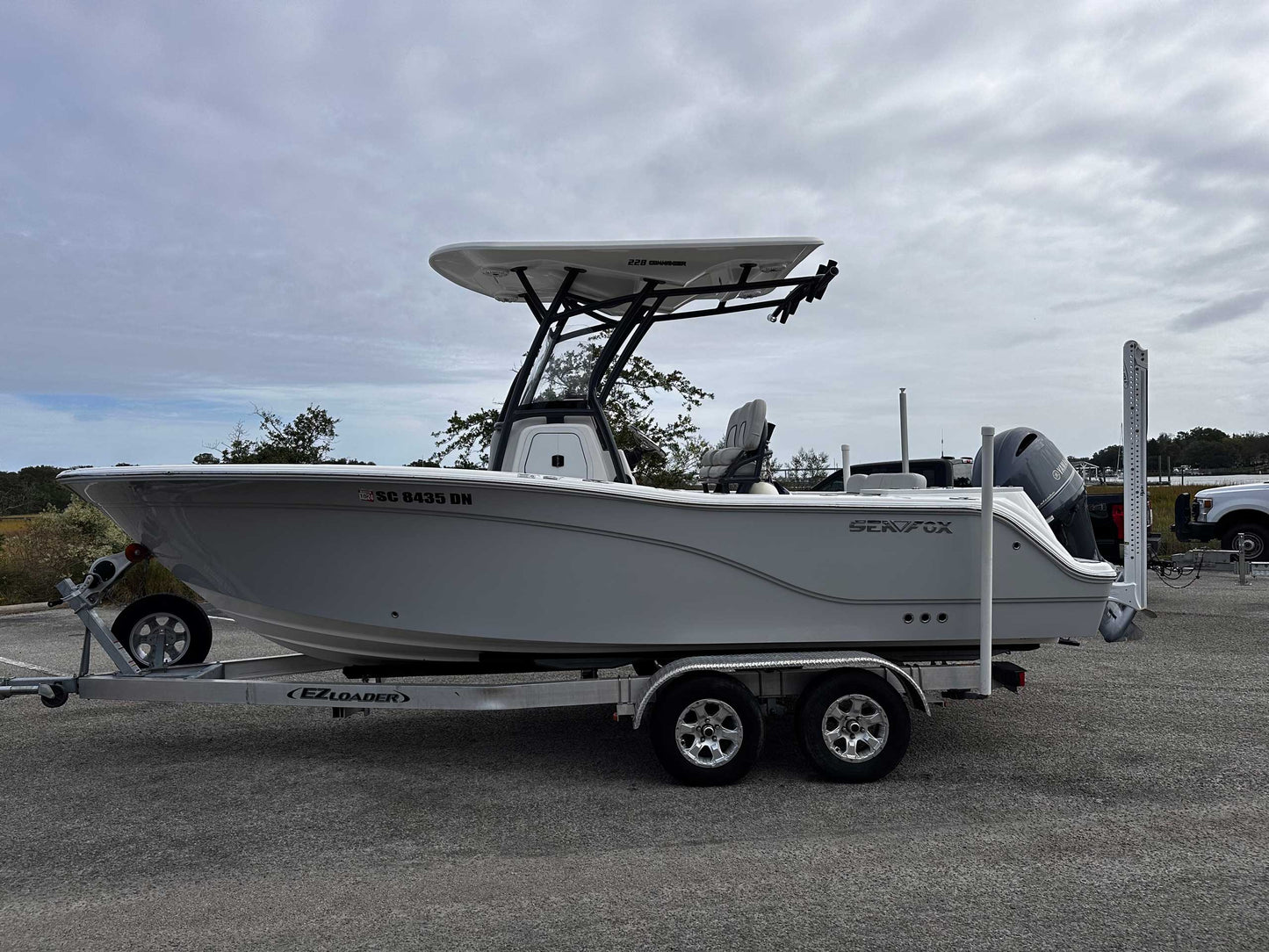 2021 Sea Fox 228 Commander