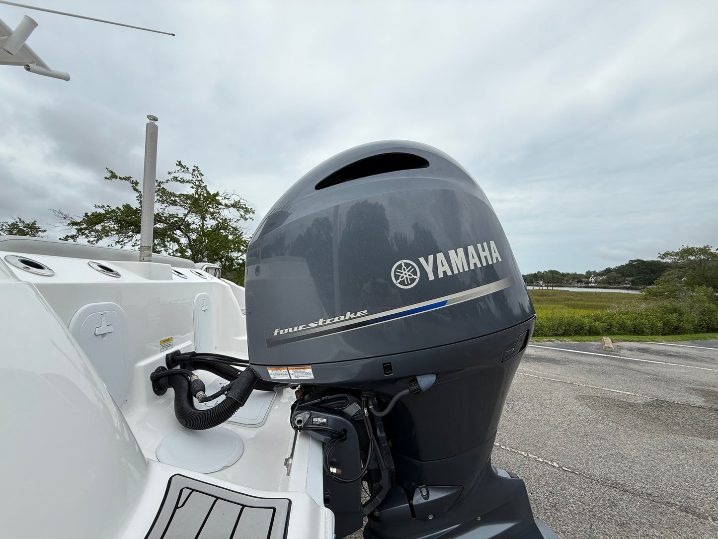 2020 Sea Fox 268 Commander