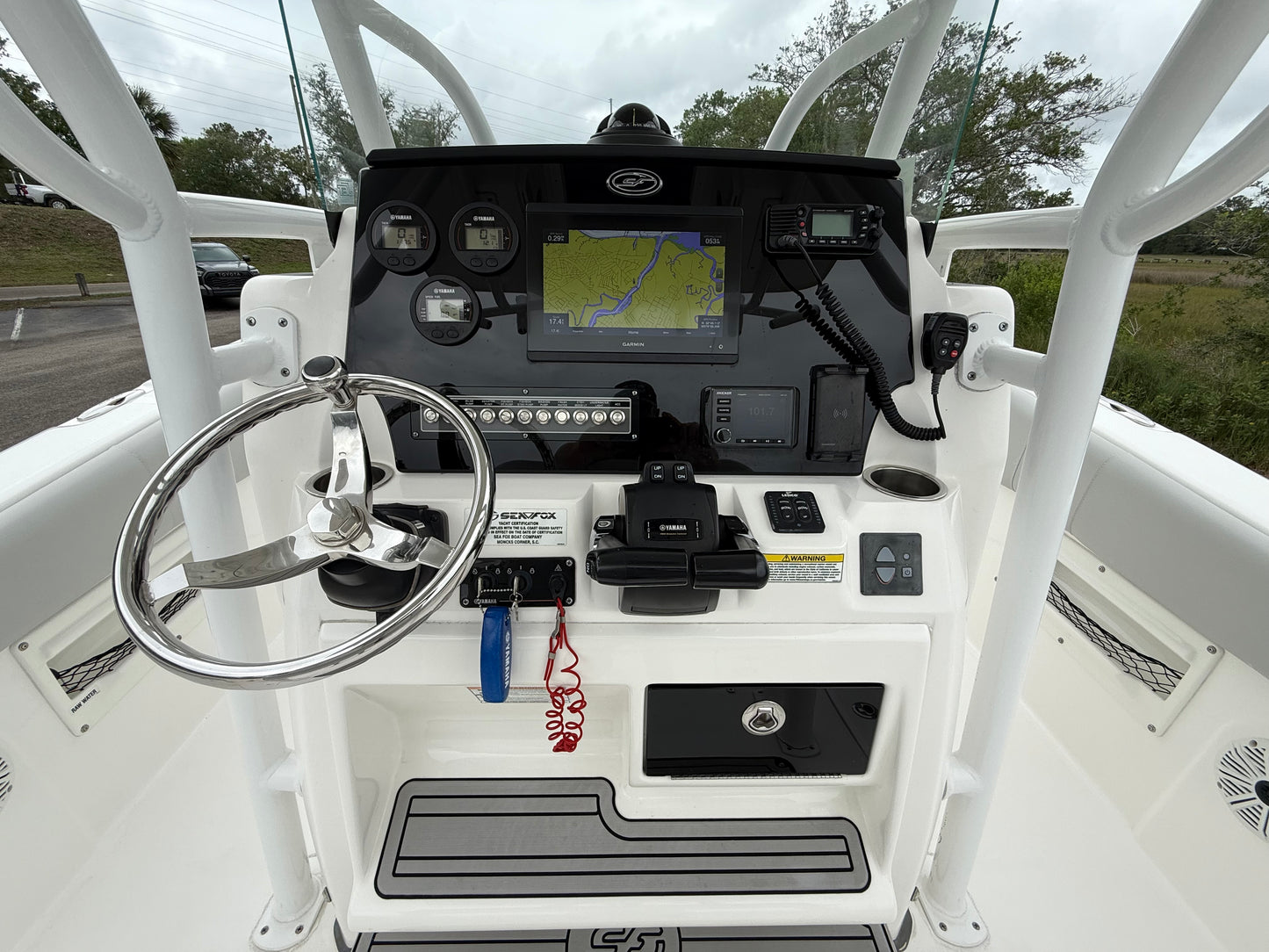 2020 Sea Fox 268 Commander