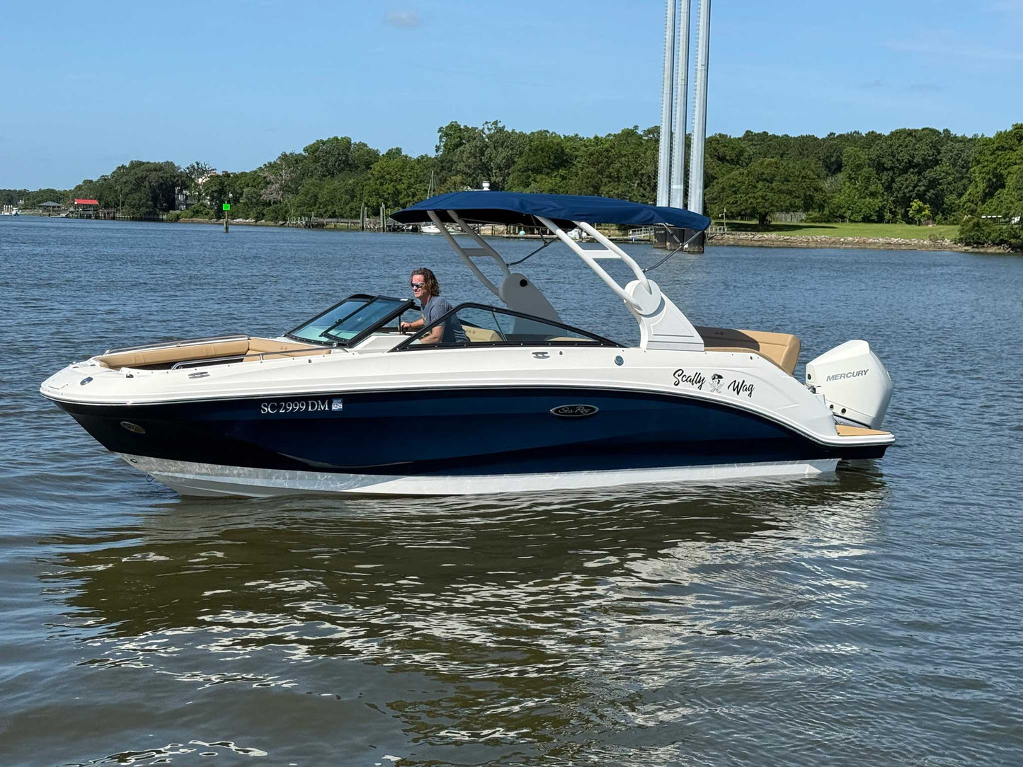 2020 Sea Ray SDX 250 OB