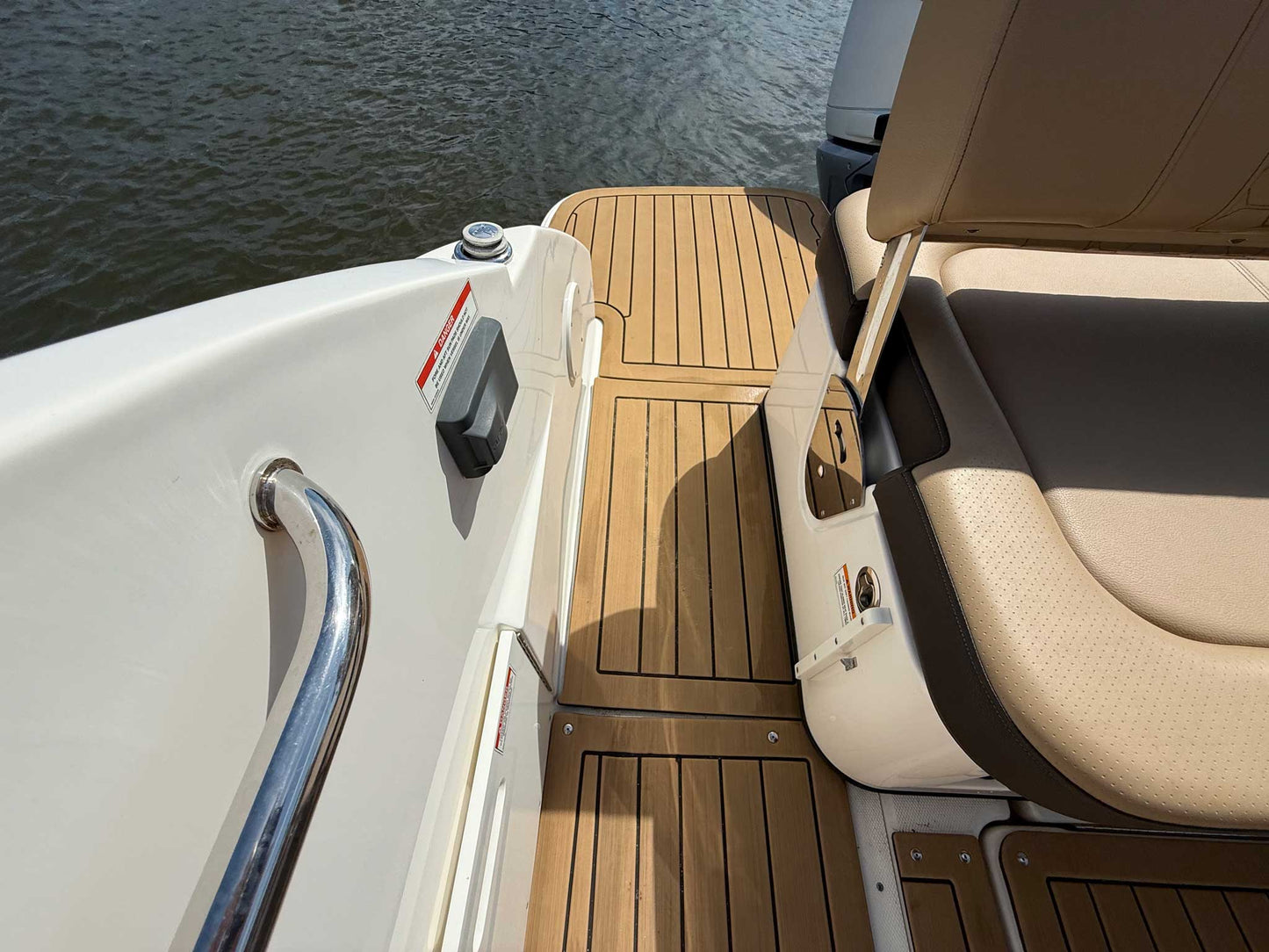 2020 Sea Ray SDX 250 OB