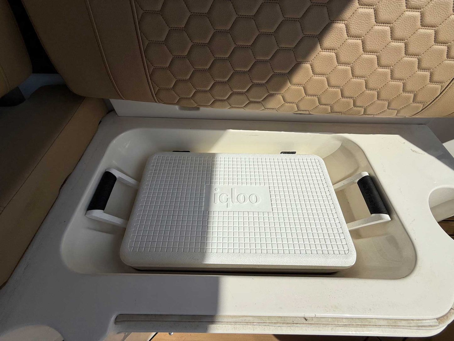 2020 Sea Ray SDX 250 OB