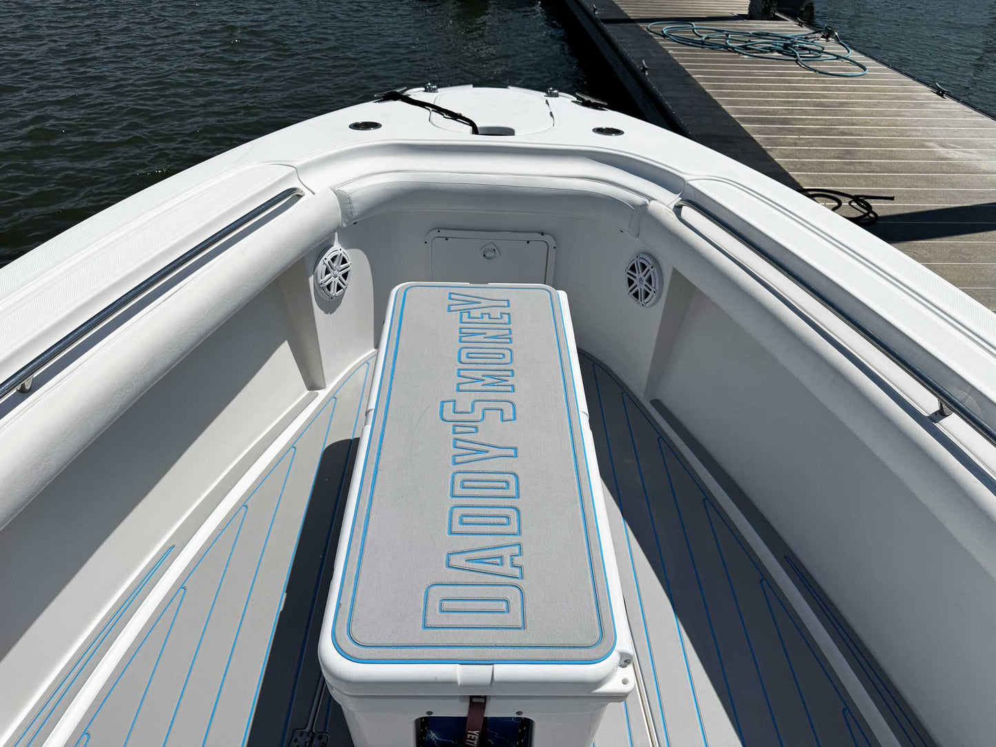 2005 Wellcraft 32 CCF
