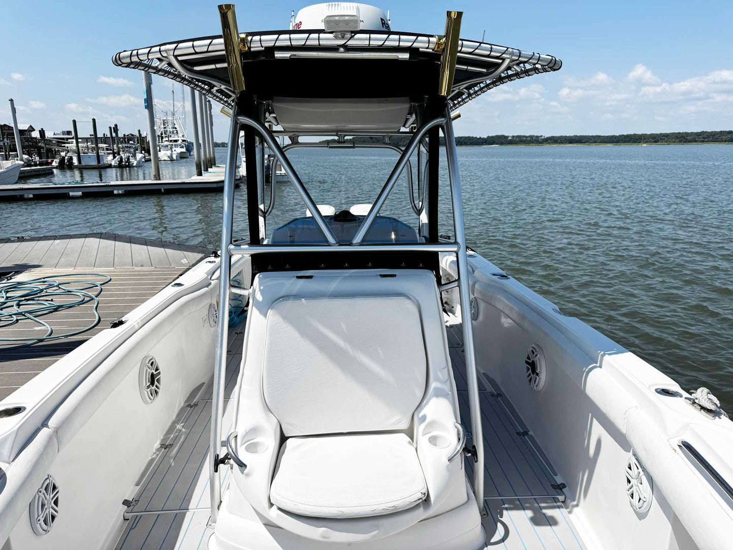 2005 Wellcraft 32 CCF