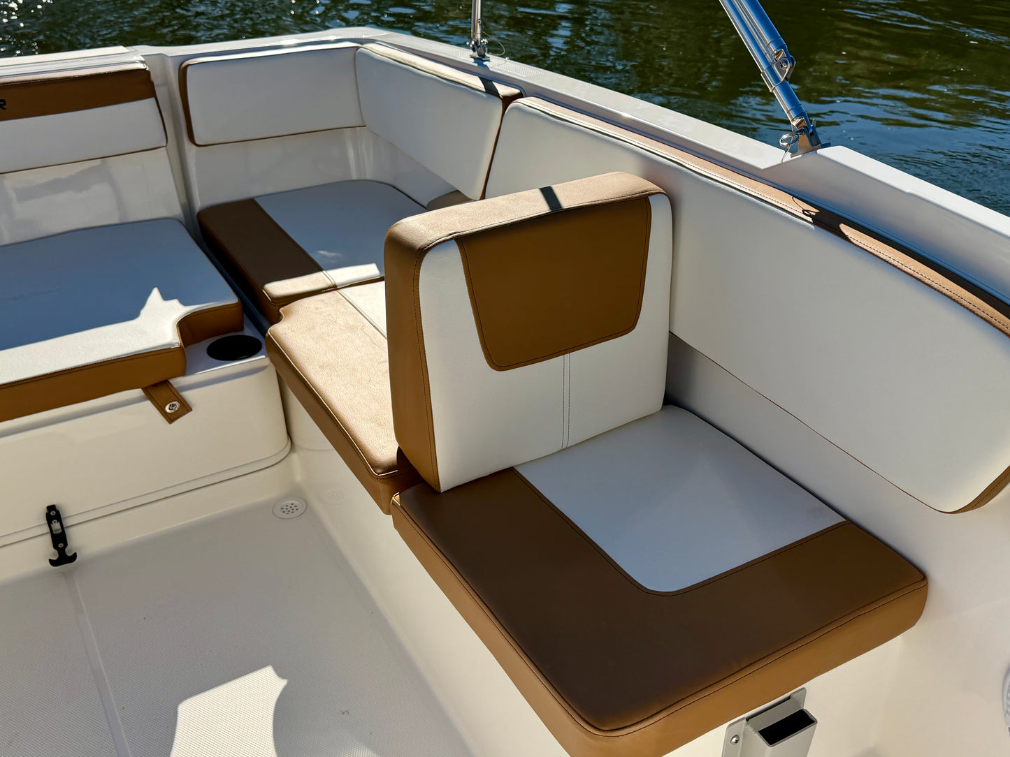 2023 Bayliner VR4 Bowrider OB