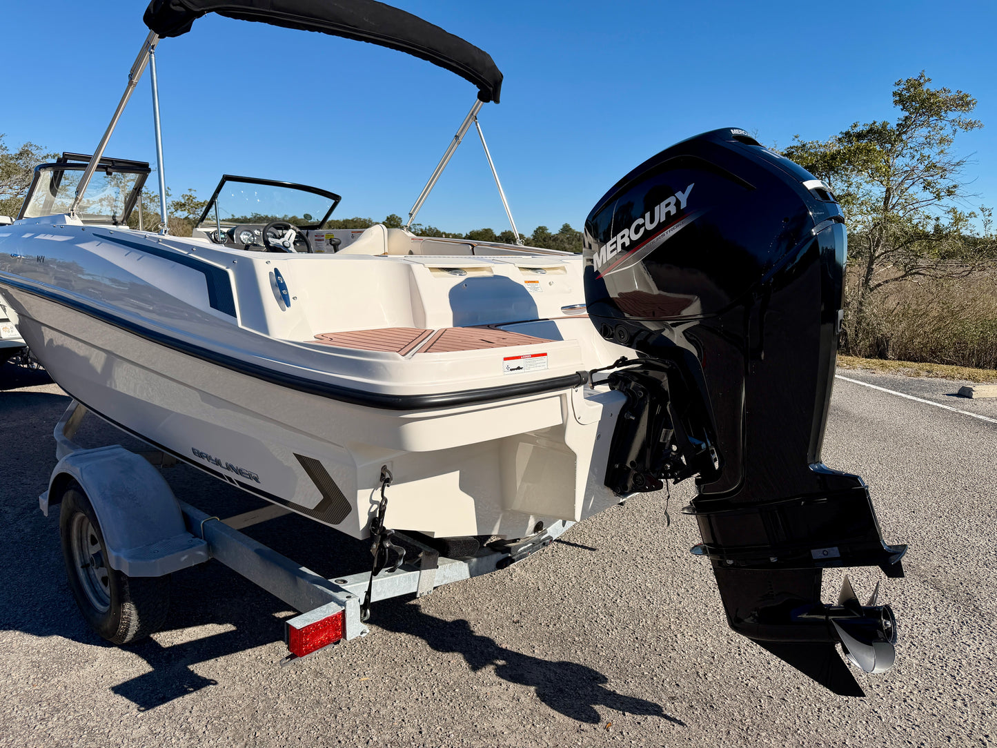 2023 Bayliner VR4 Bowrider OB