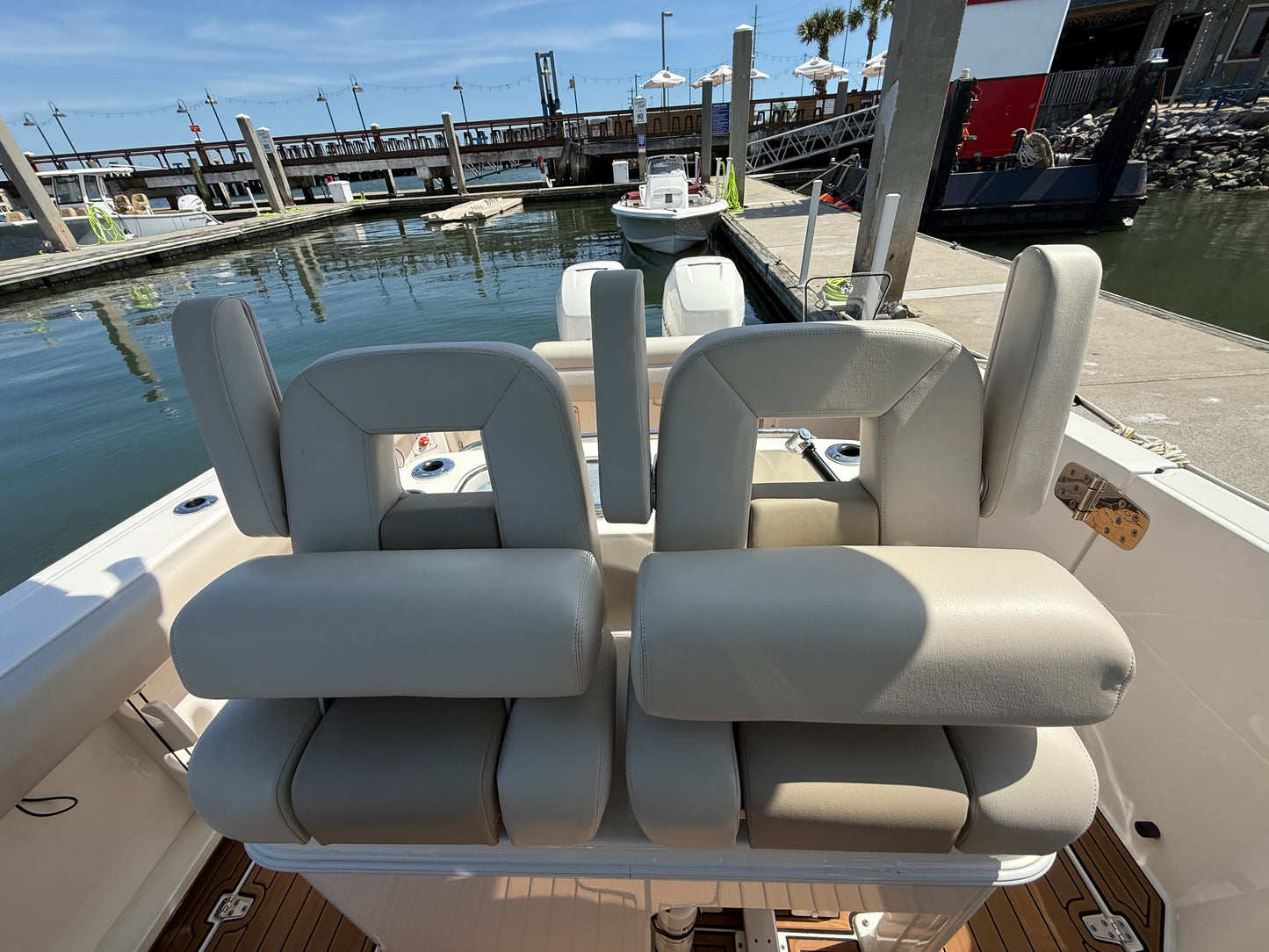 2023 Boston Whaler 280 Outrage
