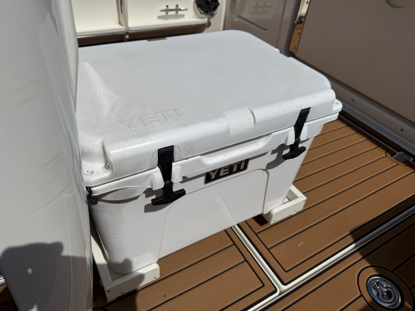 2023 Boston Whaler 280 Outrage