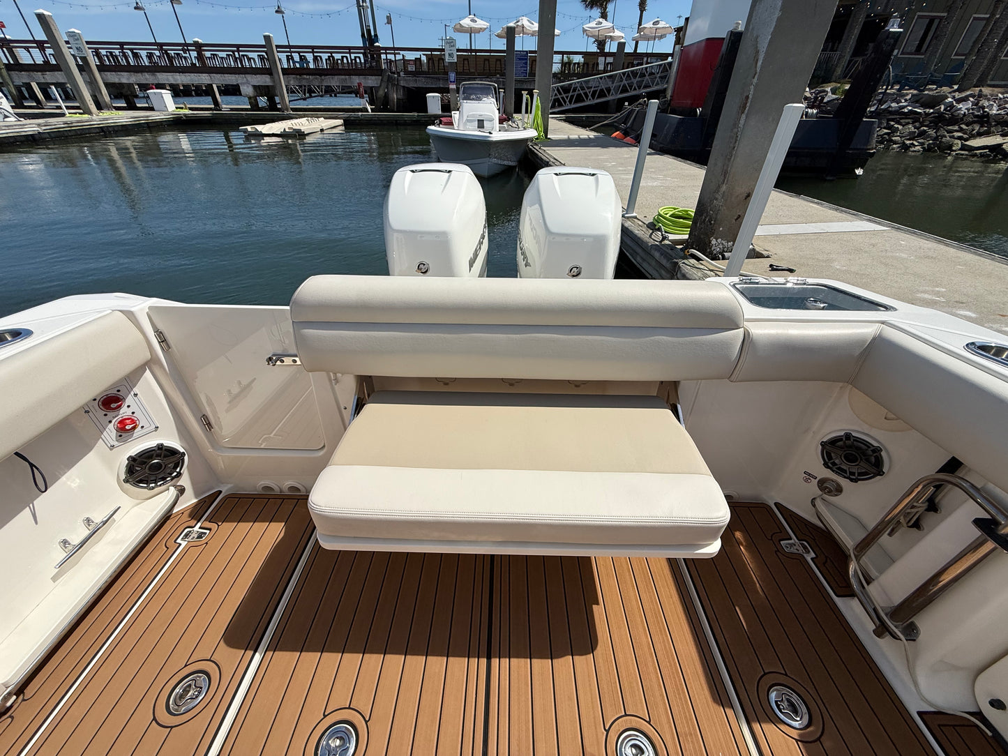 2023 Boston Whaler 280 Outrage
