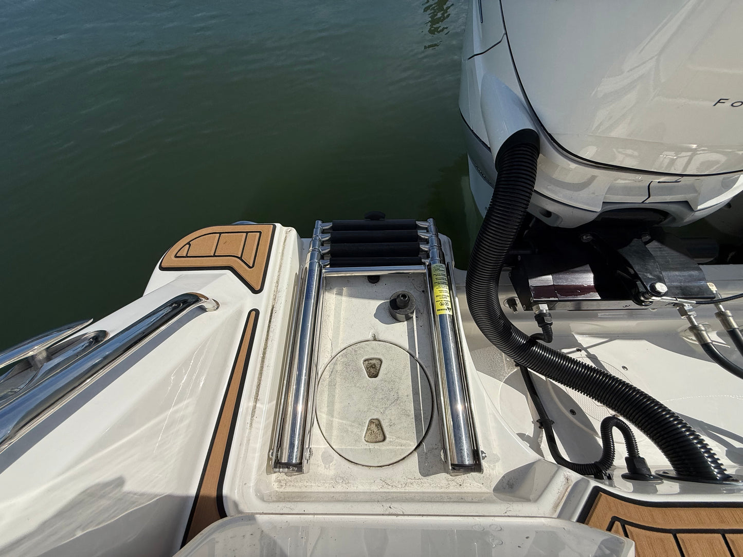 2023 Boston Whaler 280 Outrage