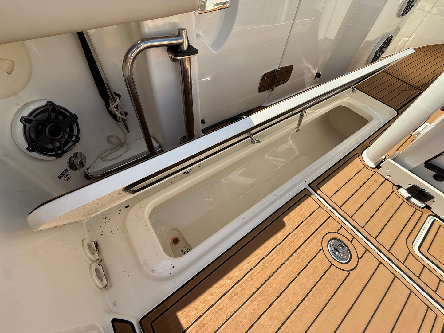 2023 Boston Whaler 280 Outrage