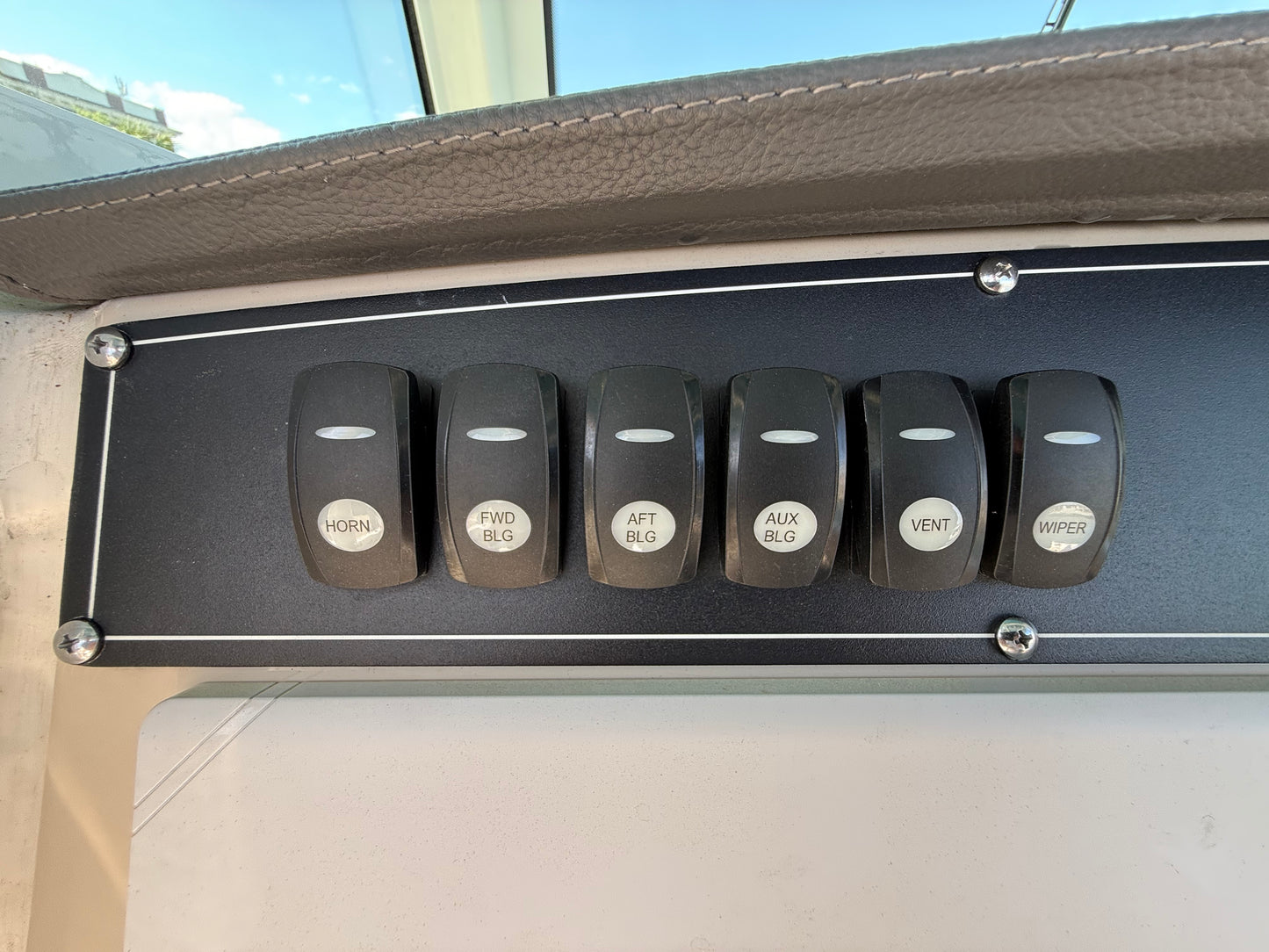 2023 Boston Whaler 280 Outrage