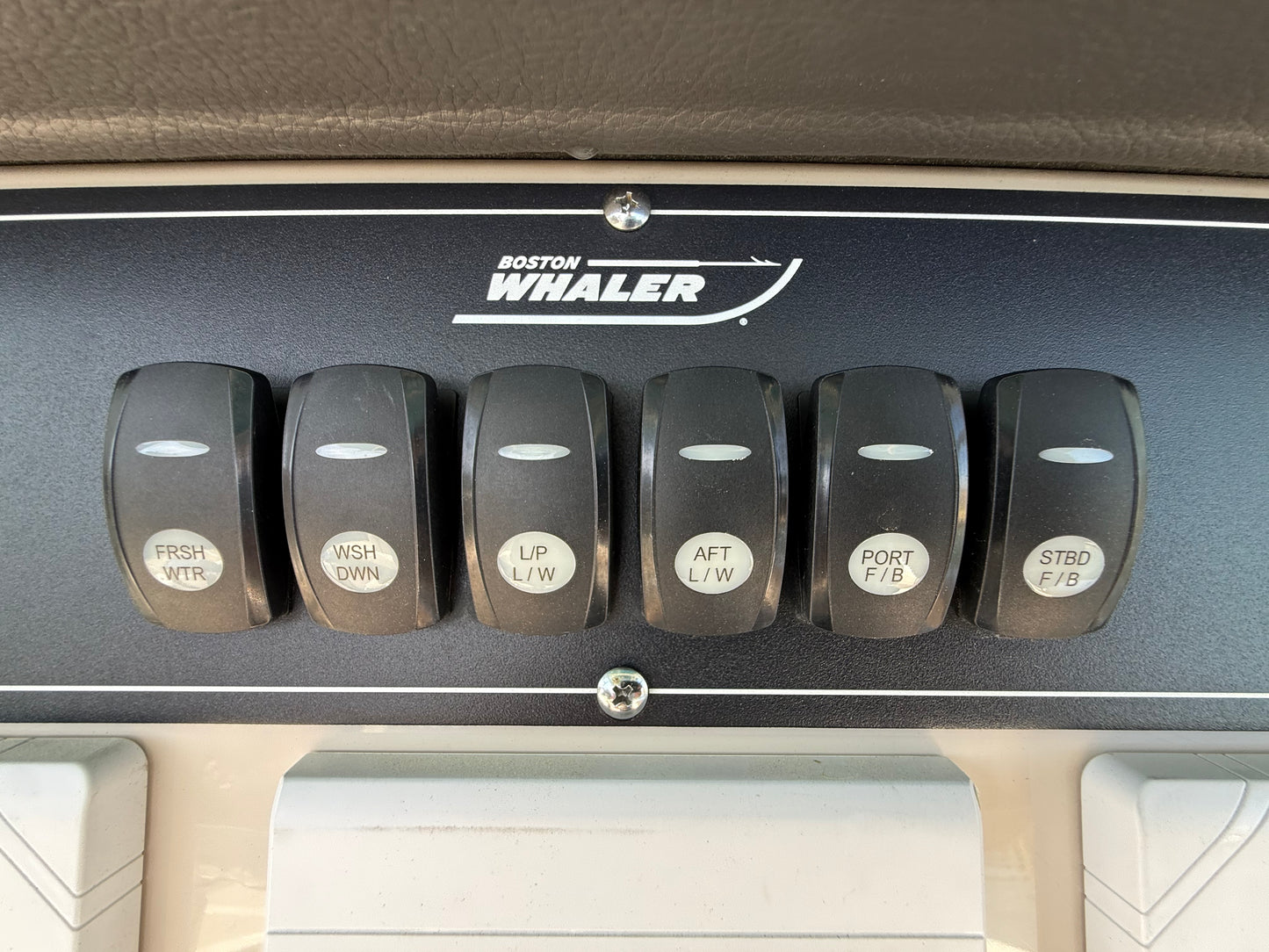 2023 Boston Whaler 280 Outrage