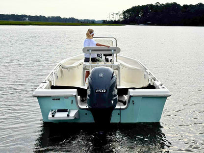 2021 Bulls Bay 2200 Bay