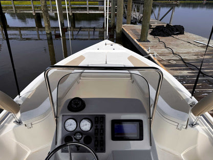 2021 Bulls Bay 2200 Bay