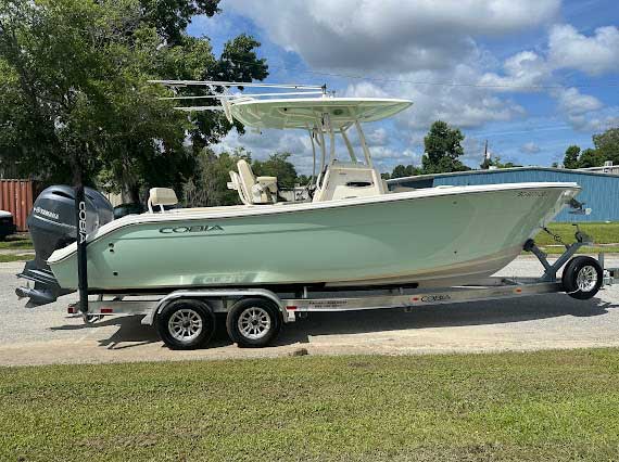 2017 Cobia 261CC