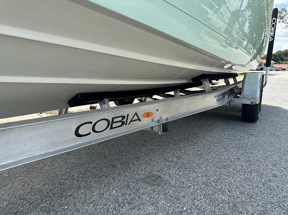 2017 Cobia 261CC