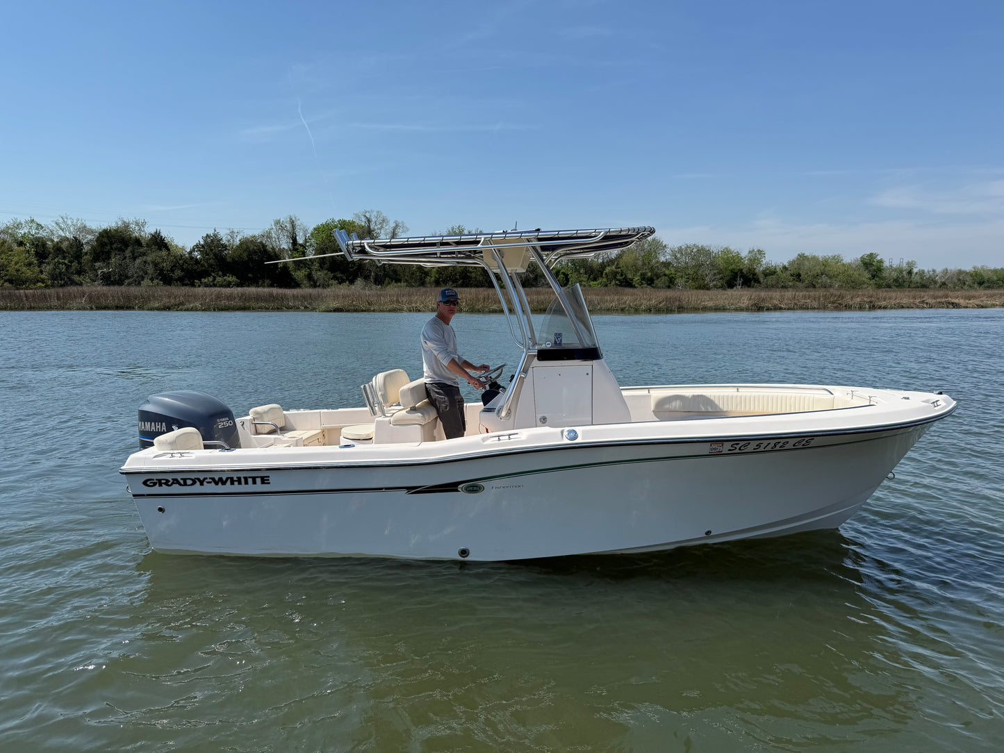 2011 Grady-White 209 Fisherman
