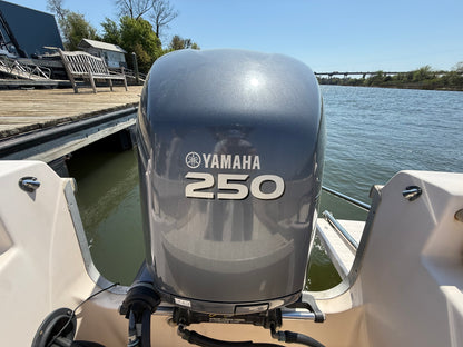 2011 Grady-White 209 Fisherman