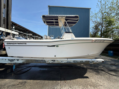 2011 Grady-White 209 Fisherman