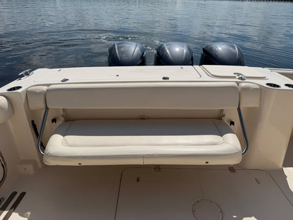 2017 Grady-White Freedom 335