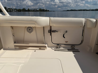 2017 Grady-White Freedom 335