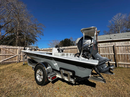 2017 Hell's Bay Boatworks Professional